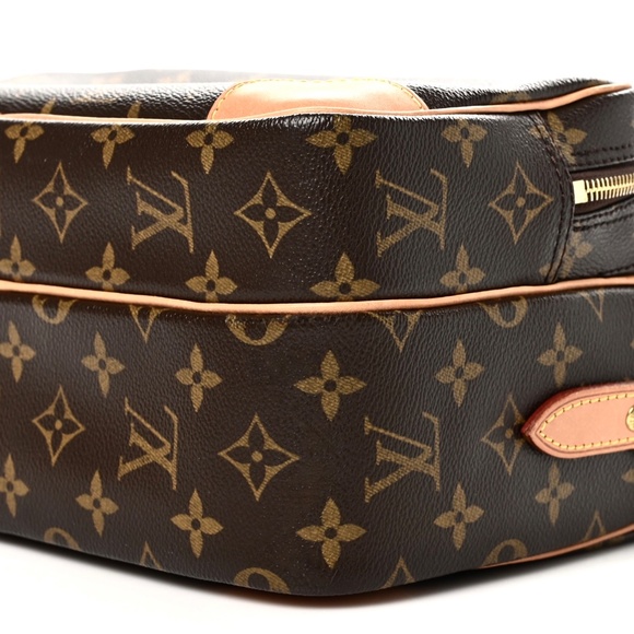 Louis Vuitton Monogram Crossbody Nile - Picture 10 of 12